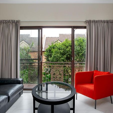 Spacious 3-Bed Townhouse In Stylish Balmain Sydney Bagian luar foto