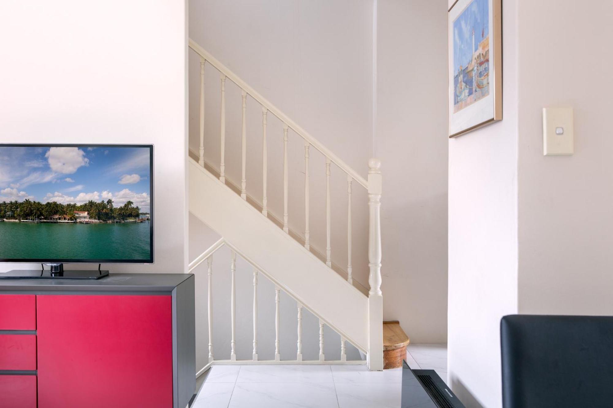 Spacious 3-Bed Townhouse In Stylish Balmain Sydney Bagian luar foto