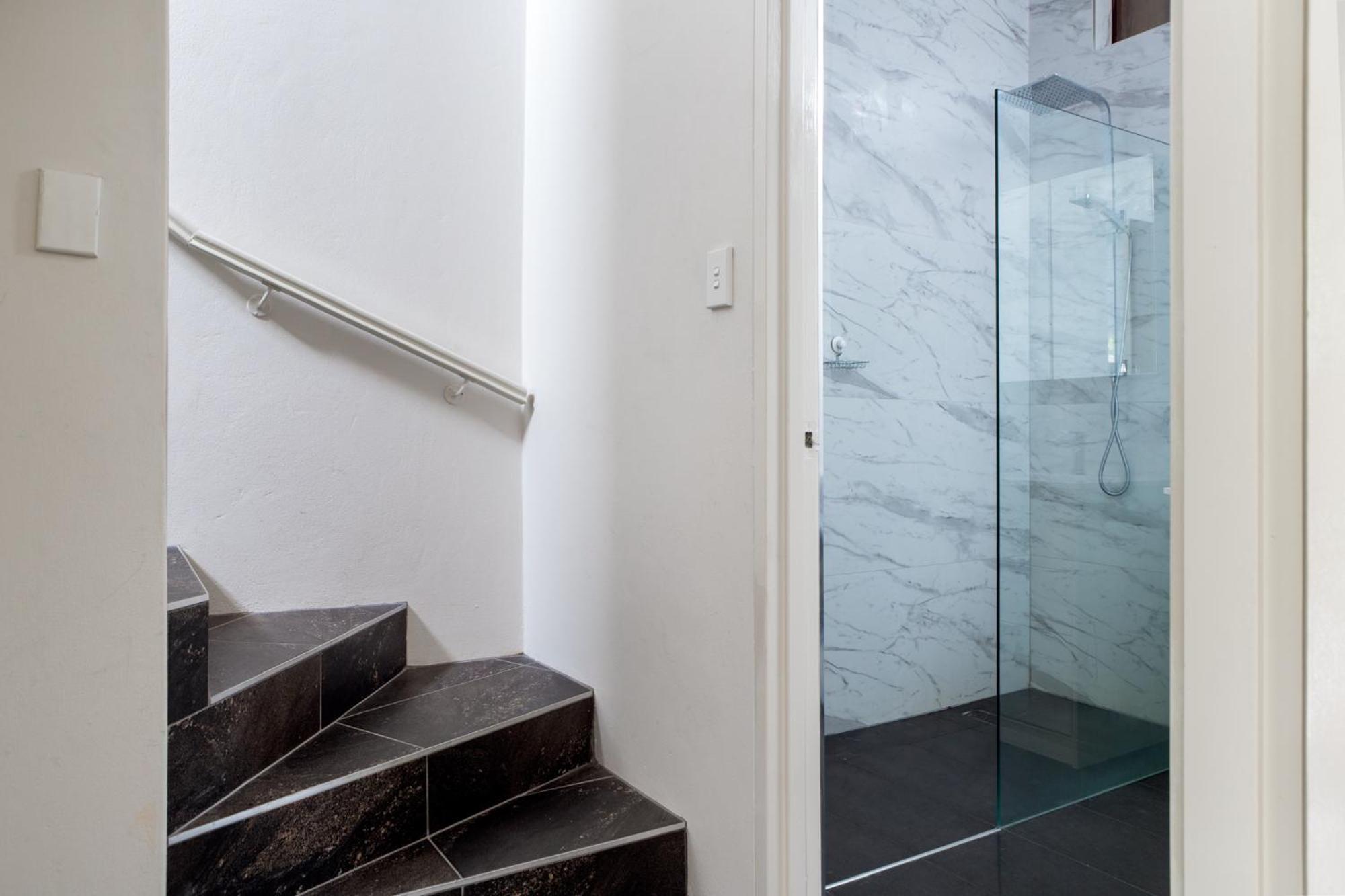 Spacious 3-Bed Townhouse In Stylish Balmain Sydney Bagian luar foto